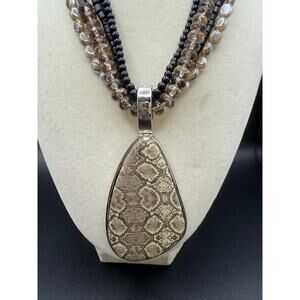 Premiere Designs Rich and Famous Reversible Necklace